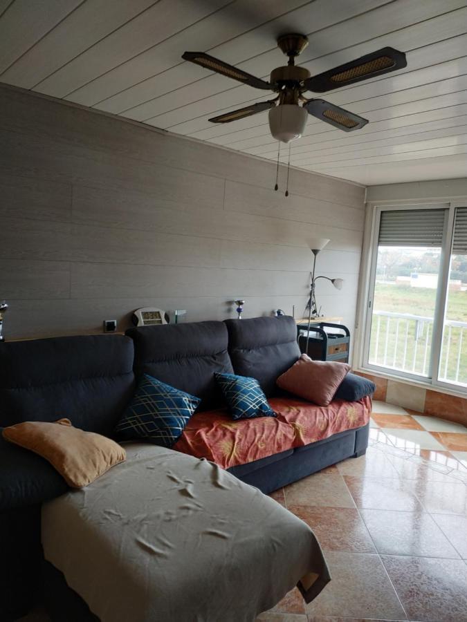 En Apartment *
