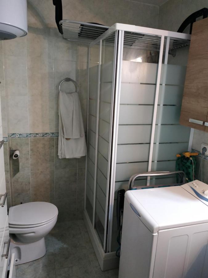En Apartment *